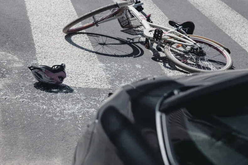 bicycle helmets near motor vehicle accident