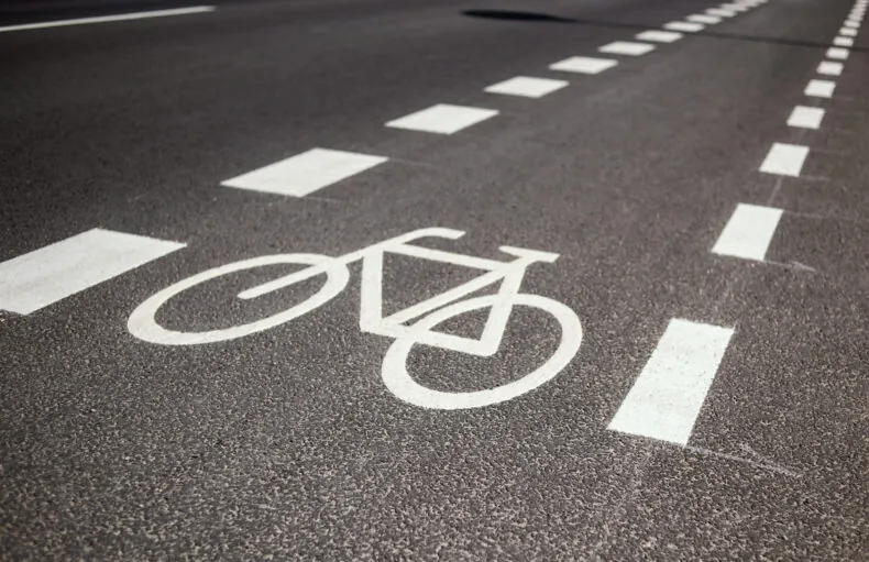 adjacent lane for bikers
